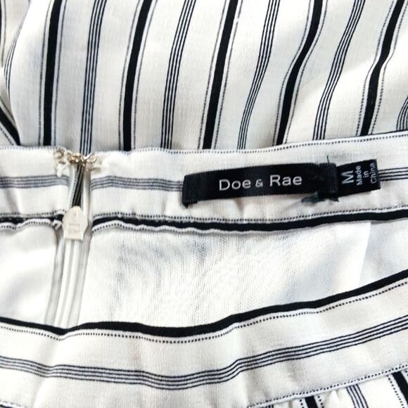Doe & Rae Wide Leg Cropped Culotte Palazzo Striped Pants Black/White Womans Med - Picture 2 of 11
